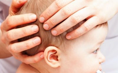 Déformation de la tête chez le nourrisson (plagiocéphalie positionnelle postérieure): prise en charge et traitement en ostéopathie